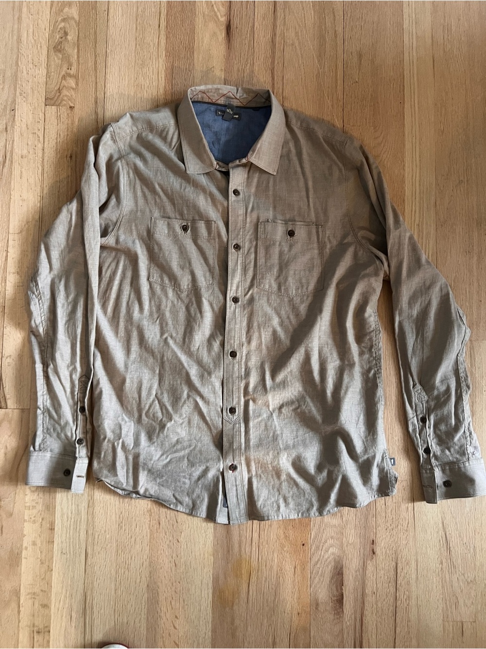 Toad&Co Men's Button-Down Shirt - Beige with Blue Collar Lining